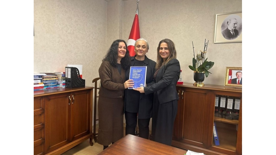 Okul Öncesi Öğretmeni Atama Kriterleri : Ortak Akıl Çalıştay Raporumuzu Teslim Ettik